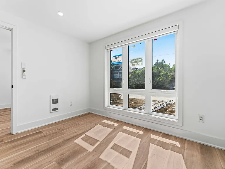 547 Melbourne Ave — Photo 9