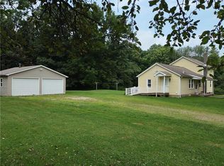 8099 E Wayne Rd, Guys Mills, PA 16327