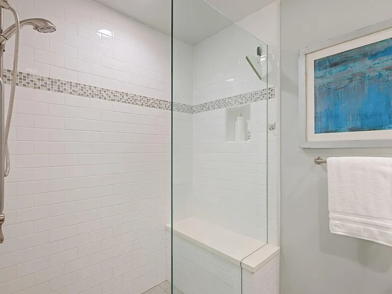 2727 Miradero Dr #302 — Photo 10