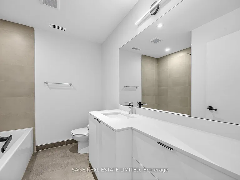 909 Castlefield Ave #2 — Photo 20