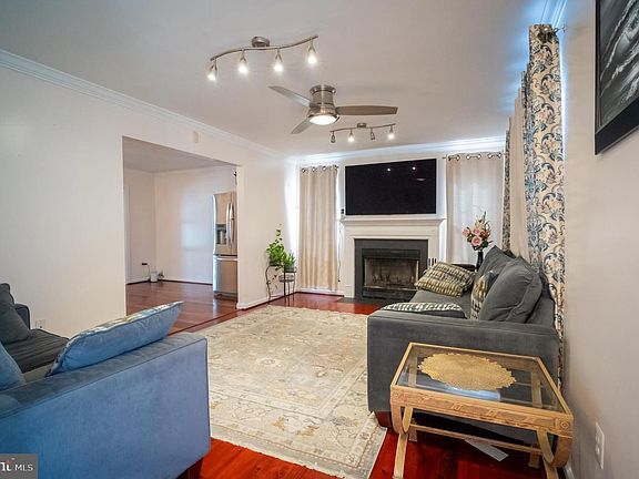 5th image of 1215 Elm Ridge Ave