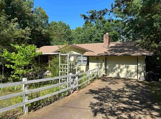 8 Otter Dr, Cherokee Village, AR 72529