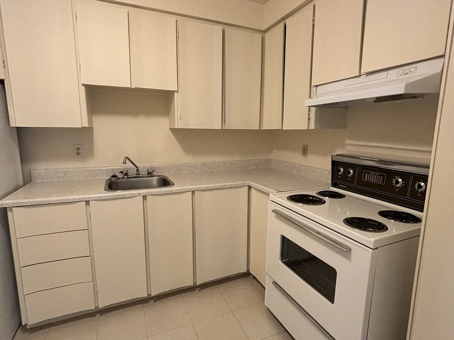 1 bed, $1,575 — Photo 2
