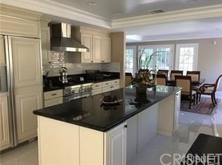 16817 Pineridge Dr, Granada Hills, CA 91344