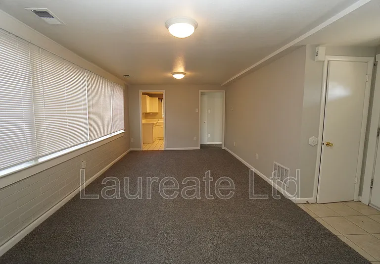 6065 W 39th Pl — Photo 4