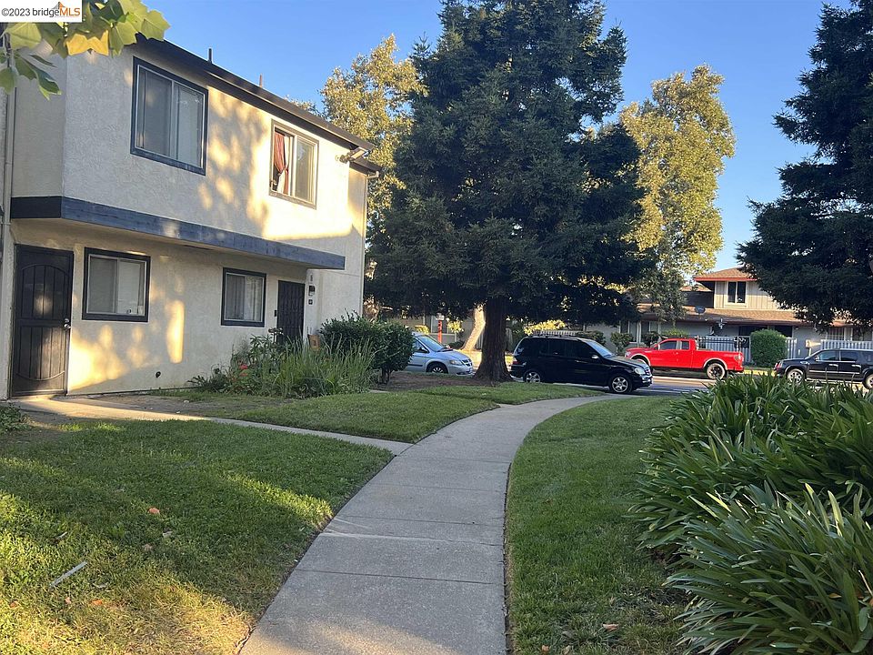 1st image of 1910 Grande Cir