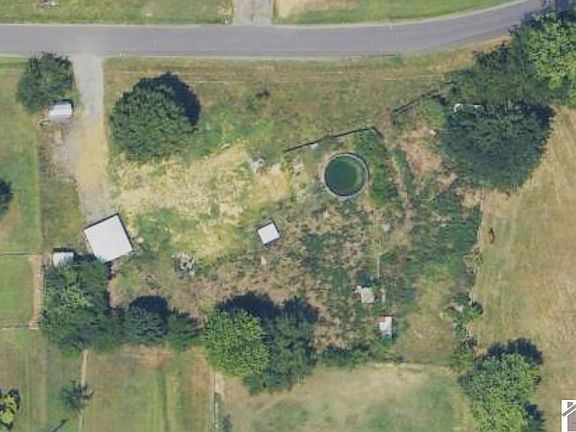 4th image of 74 Lynch Rd