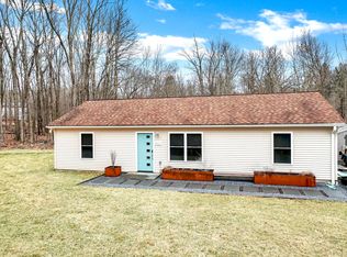 502 San Marco Ct, Henryville, PA 18332