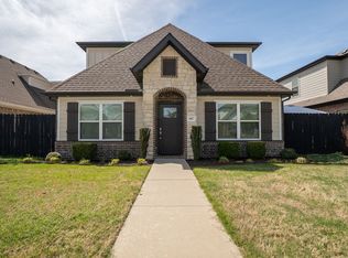 667 N Salem Rd, Fayetteville, AR 72704