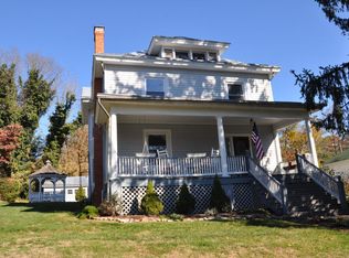 11 Jordan St, Lexington, VA 24450