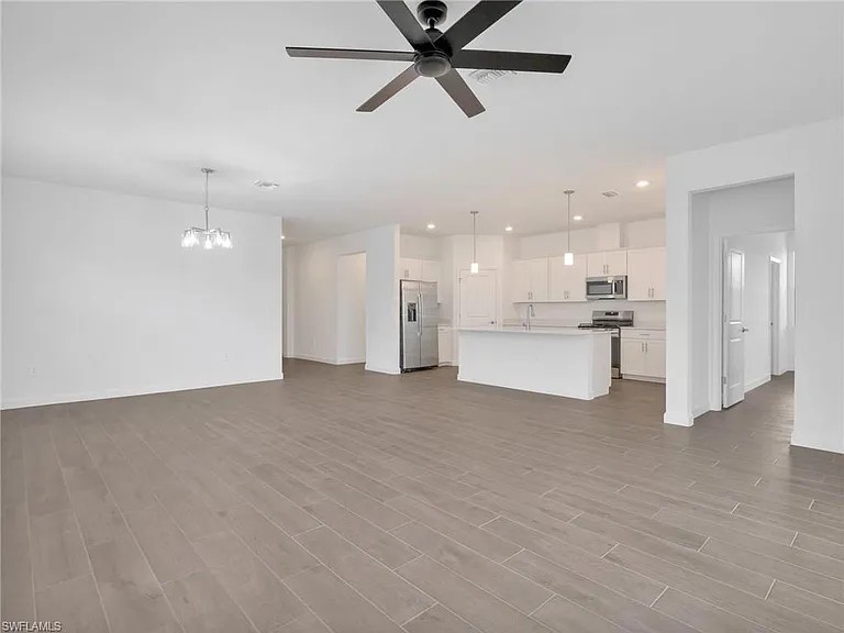 21110 Verawood Loop — Photo 8