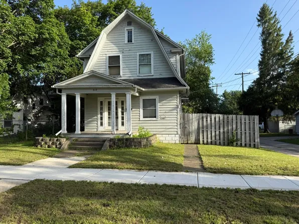 612 Ellis Ave, Rockford, IL 61103