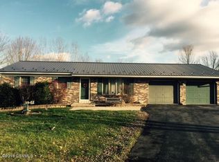 1127 Mount Pleasant Rd, Sunbury, PA 17801