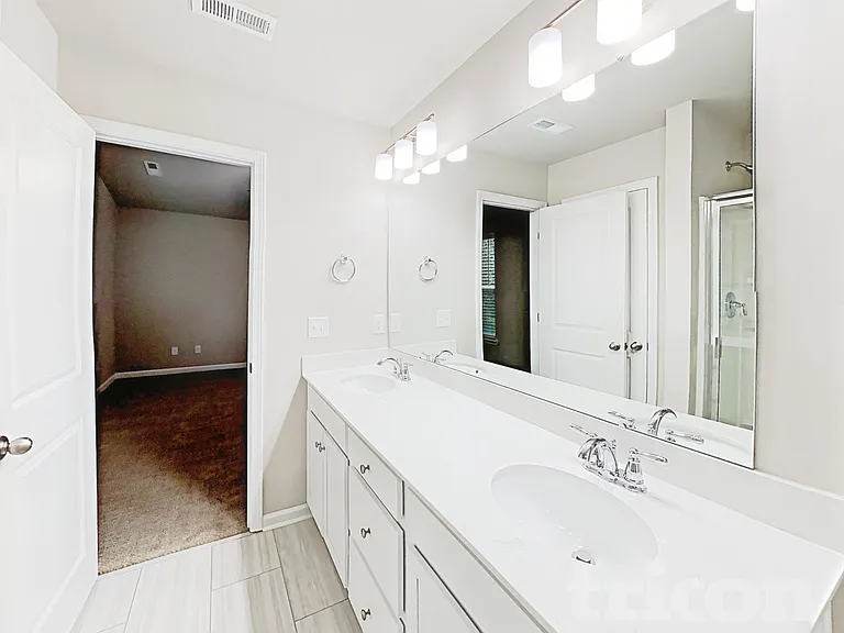 205 Spring Knoll Dr — Photo 23