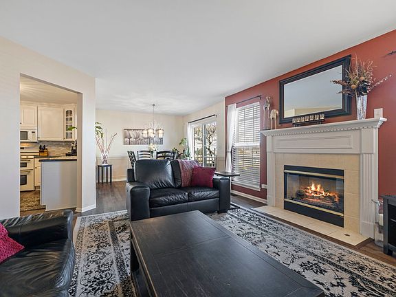 5th image of 23900 McMullin Cir