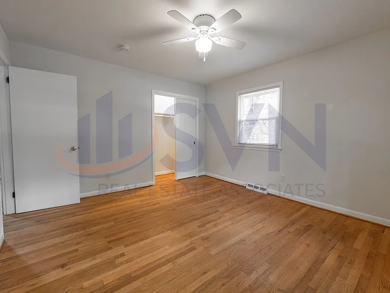 406 N Estes Dr — Photo 18