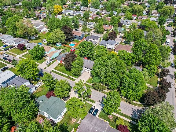 2nd image of 150 Robert Dr