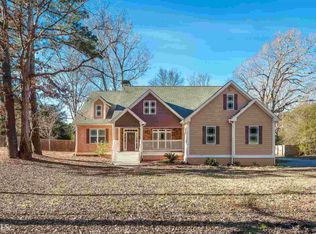 1427 Smokey Rd, Newnan, GA 30263