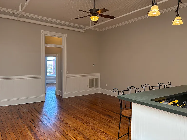 113 E Innes St #113 — Photo 10