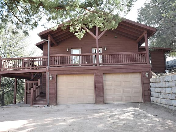 2nd image of 818 N Winchester Dr