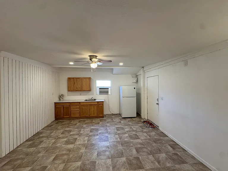 1420 2nd St #B — Photo 10
