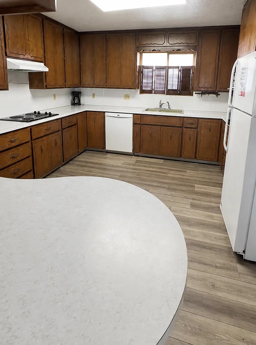 2 bed, 1200 sqft, $1,200 — Photo 2