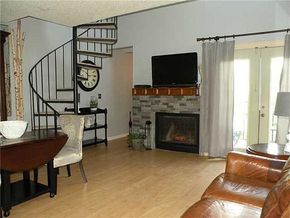 5th image of 11510 N May Ave APT 208B