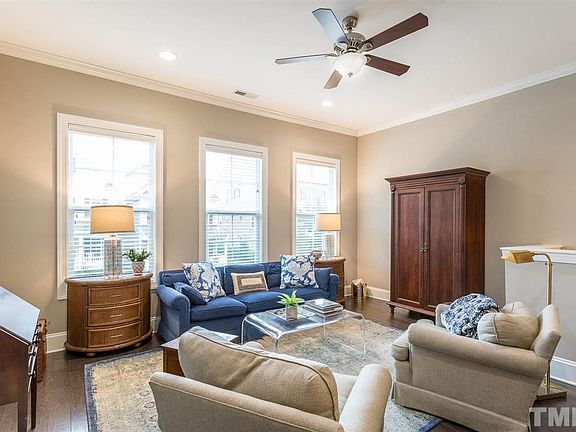 2nd image of 225 Penley Cir