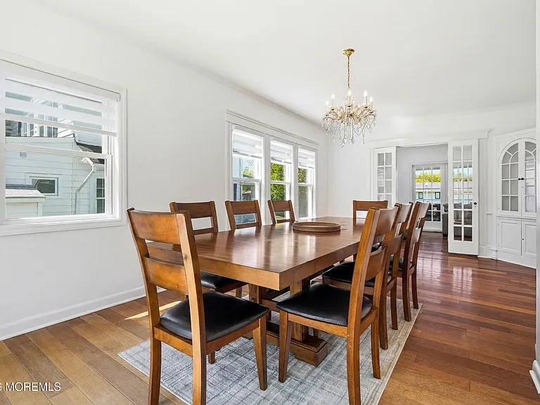 74 Poplar Ave — Photo 11