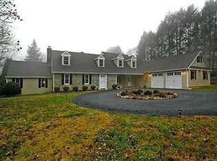 13 Devon Rd, Malvern, PA 19355