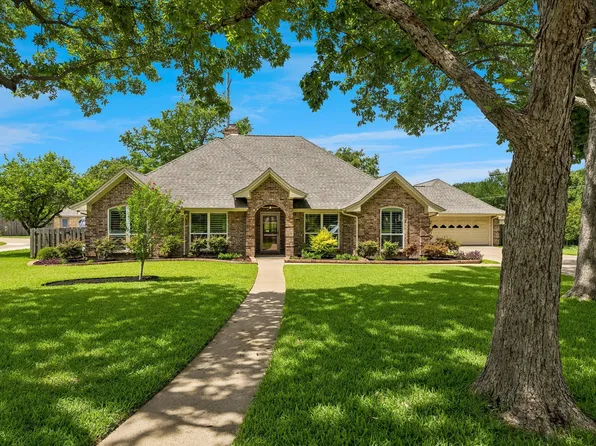 404 Moonlight Ln, Keller, TX 76248
