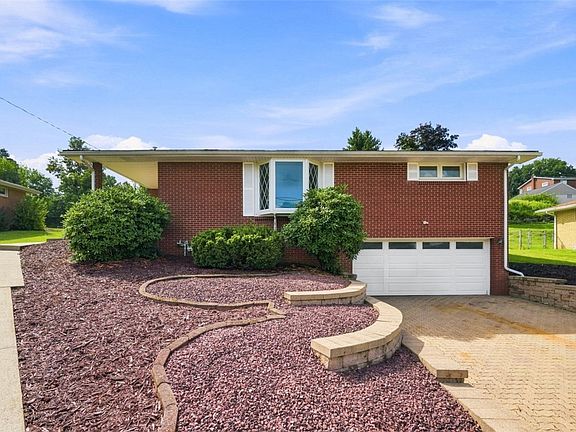 2nd image of 12640 Deborah Dr