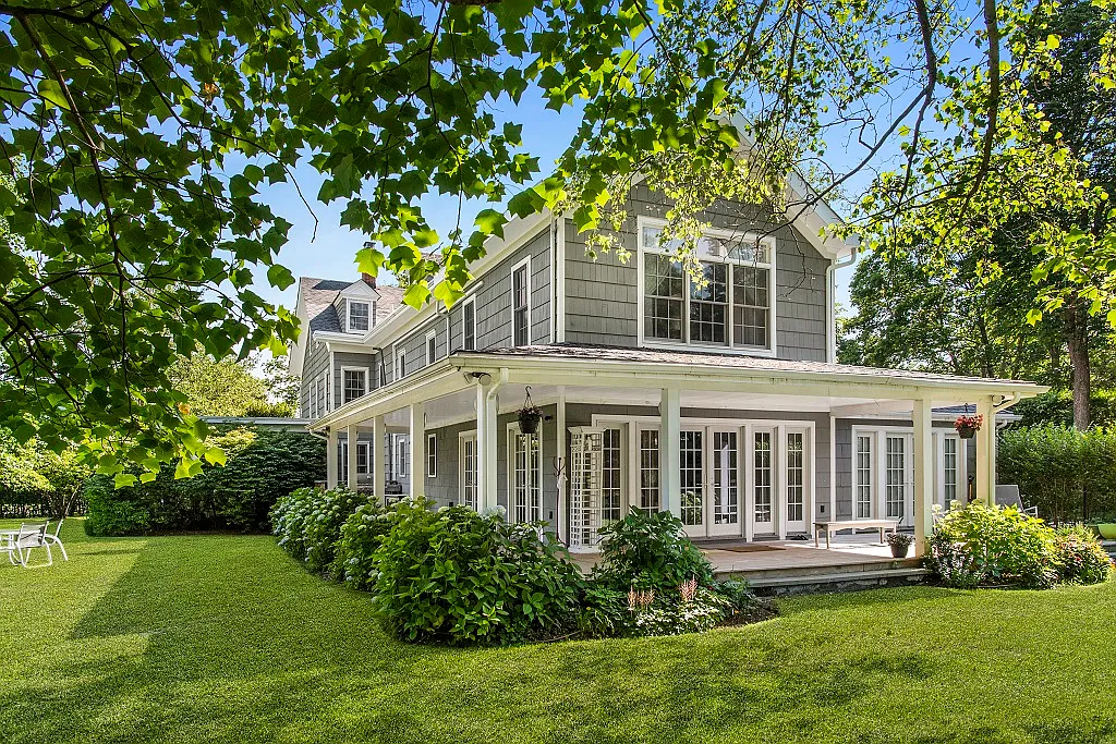 Gorgeously Renovated Southampton Village Home! — Photo 1
