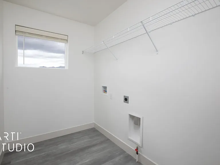 4678 Eyrie Peak Ln — Photo 10