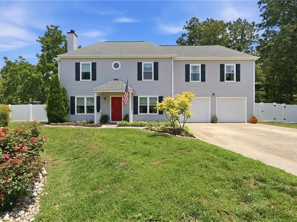 1346 Reedtown Rd, Virginia Beach, VA 23455