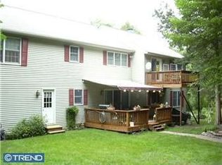 102 Landis Creek Ln, Royersford, PA 19468