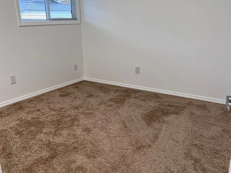 3459 Hawthorne Ave NE — Photo 14