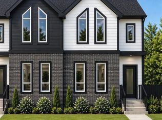 3130 E 39th St SW, Calgary, AB T3E3G8