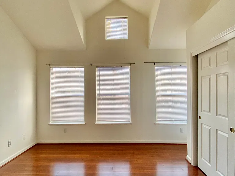 110 Pacchetti Way — Photo 7