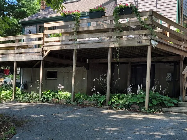293 Pinecrest Beach Dr, East Falmouth, MA 02536