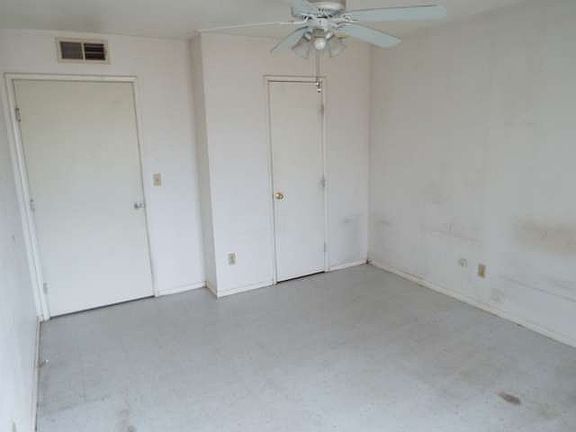 3rd image of 3022 N 57th Dr