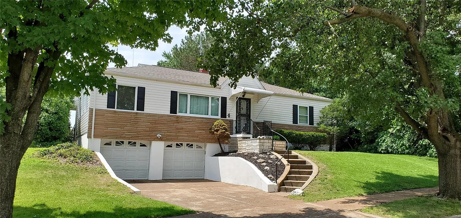 3722 Blow St photo 1