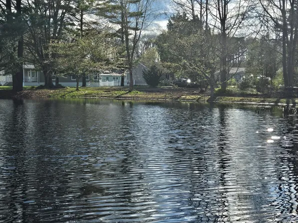 31791 Lake View Dr, Ocean View, DE 19970