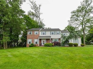 2102 Monticello Dr, Jamison, PA 18929