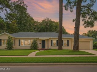 827 Colonial Drive, Wilmington, NC 28403