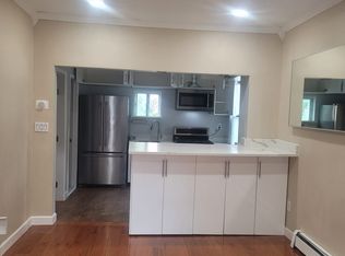 1 Undisclosed Address, Staten Island, NY 10305