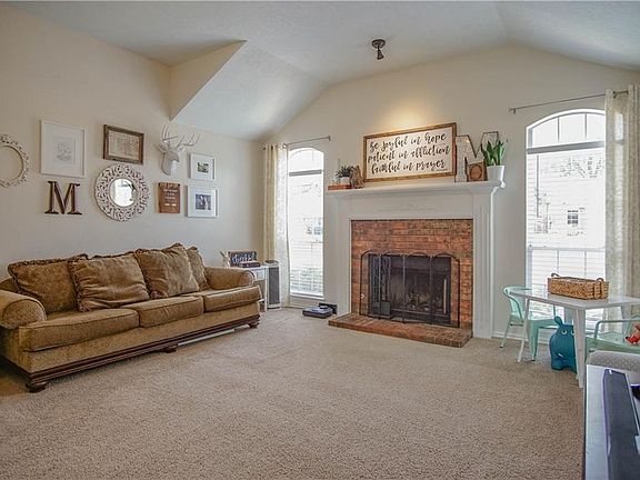 5th image of 4408 Midway Dr