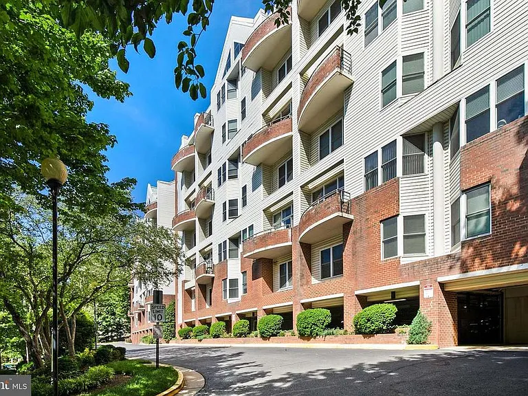 301 S Reynolds St #206 — Photo 27