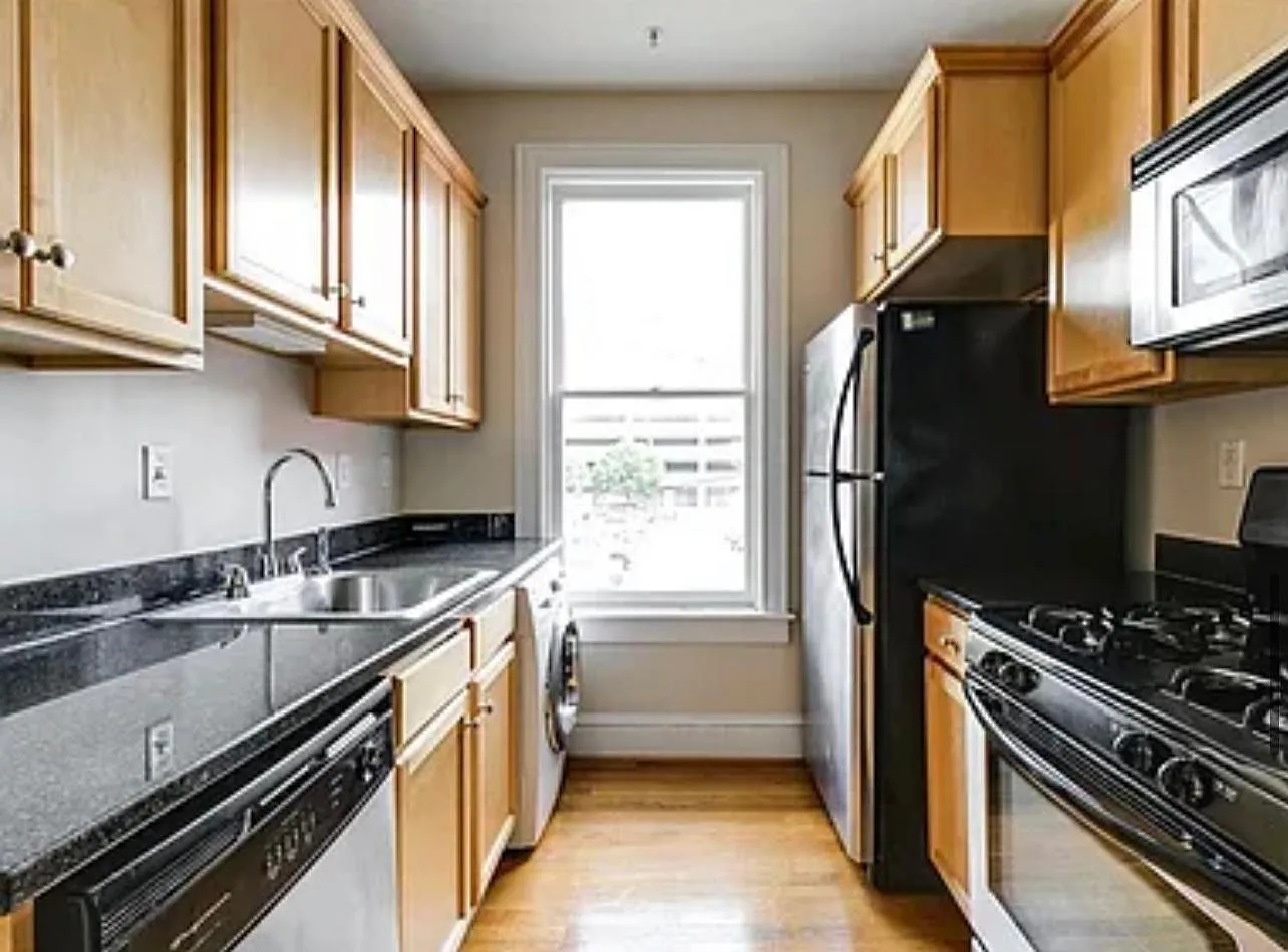 315 N 2nd St — Photo 3
