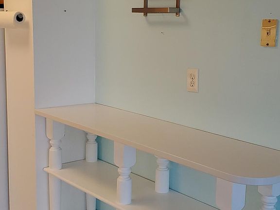 5th image of 10401 Grosvenor Pl APT 1214